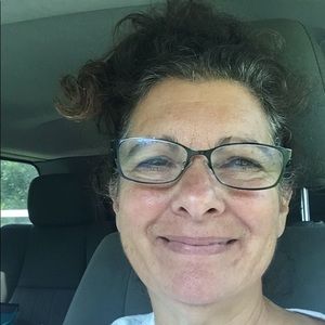 Meet your Posher, Cindy